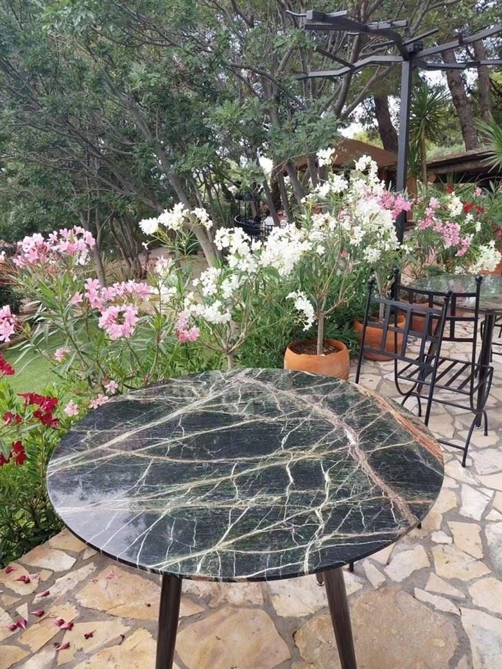 green marbel table top